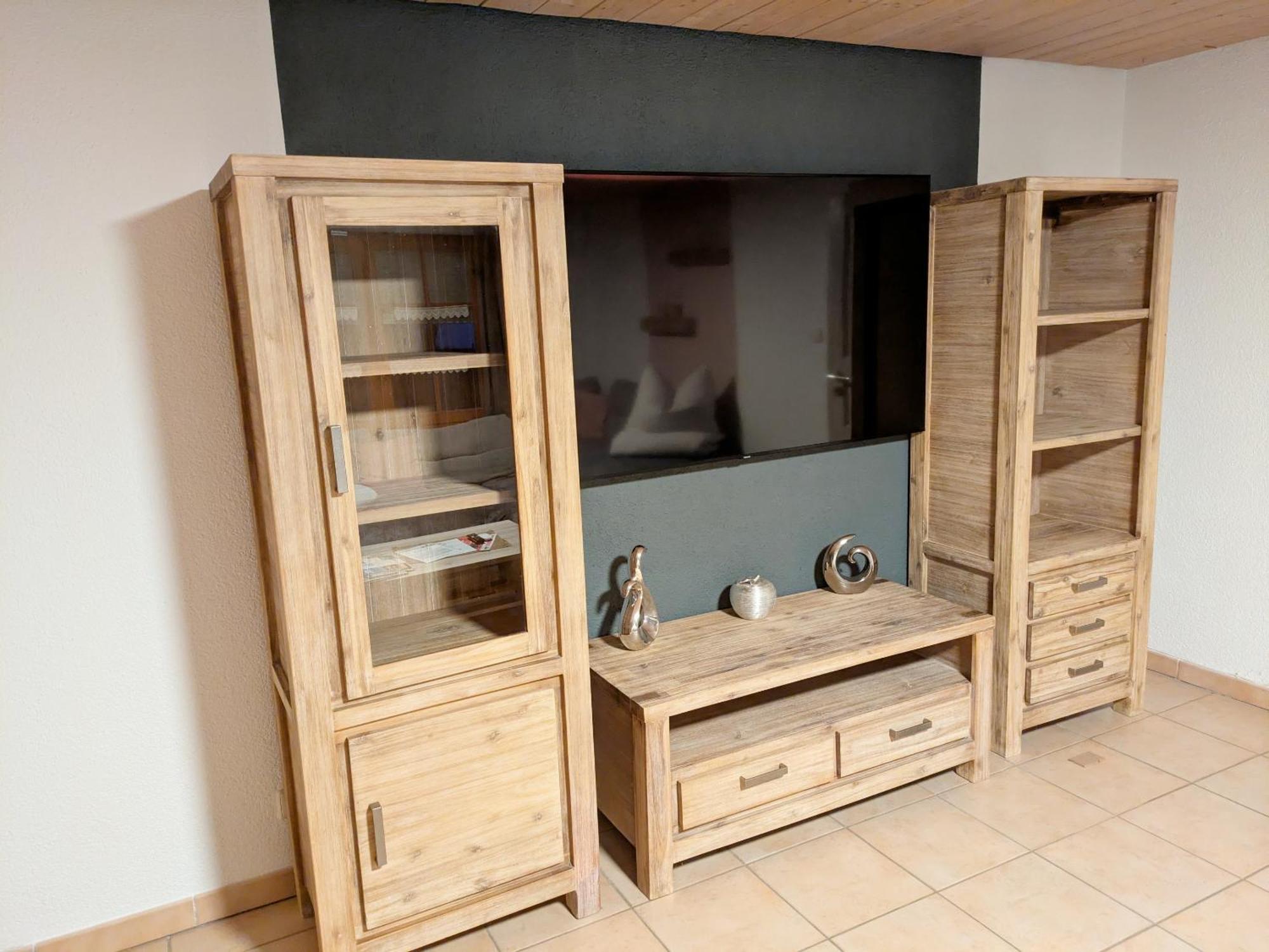 Ferienwohnung Bluetenzauber In Idyllischer Lage Naehe Bodensee 힐진겐 외부 사진